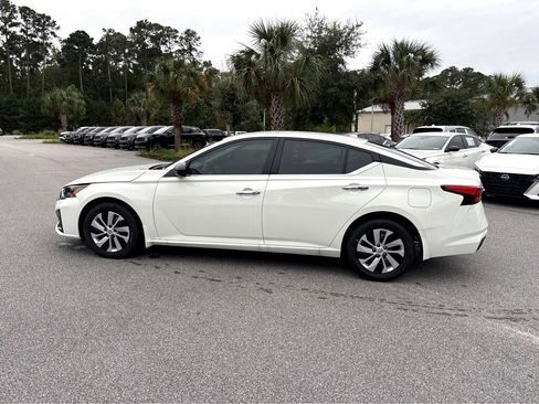 New 2025 Nissan Altima 2.5 S image 28