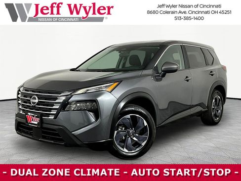 Certified 2025 Nissan Rogue SV FWD image 1