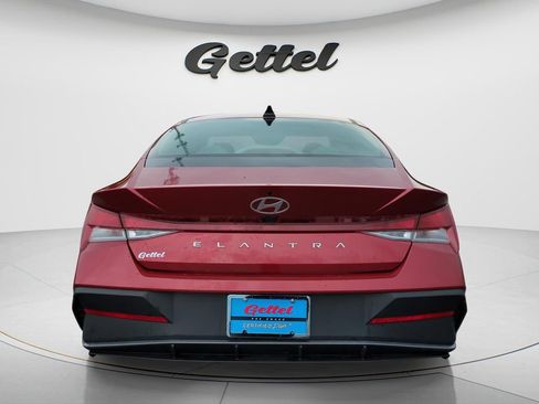 Certified 2024 Hyundai Elantra SEL FWD image 7