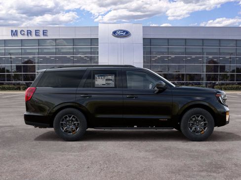New 2027 Ford Expedition Tremor w/ Driver's Package AWD/4WD image 5