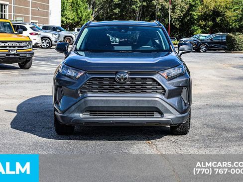 Used 2021 Toyota RAV4 LE image 11