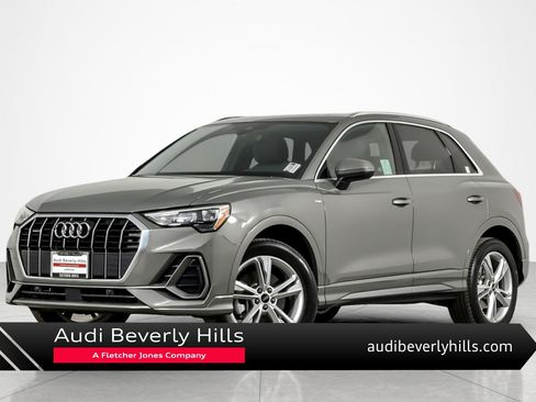 Used 2021 Audi Q3 2.0T Premium w/ Convenience Package AWD/4WD image 1