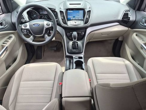 Used 2016 Ford Escape SE w/ Equipment Group 201A FWD image 21