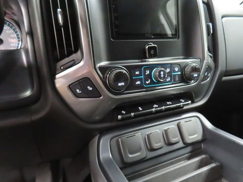 Used 2018 Chevrolet Silverado 1500 LT w/ All Star Edition image 49