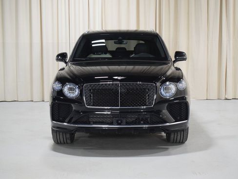Certified 2024 Bentley Bentayga image 10