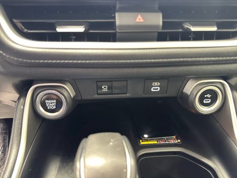 Used 2024 Toyota Grand Highlander AWD image 37