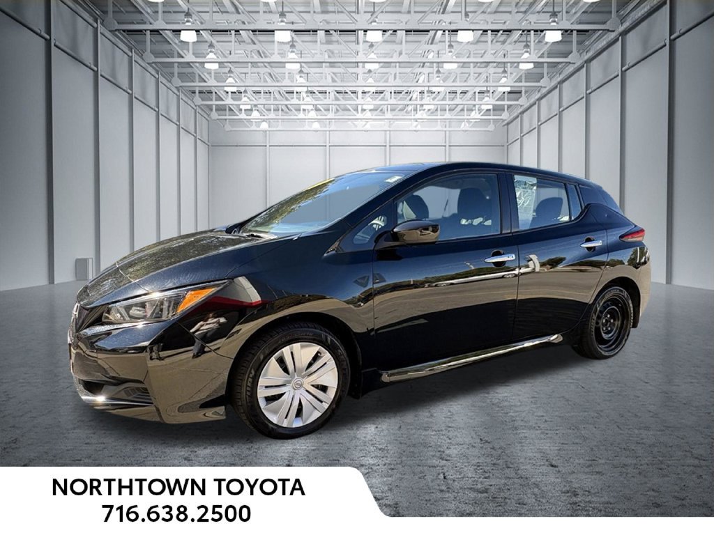Used 2025 Nissan Leaf S FWD image 1