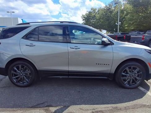 Certified 2023 Chevrolet Equinox RS w/ LPO, Floor Liner Package image 9
