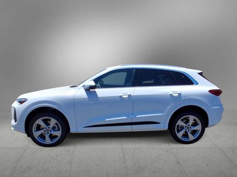 New 2026 Audi Q5 Premium Plus AWD/4WD image 5