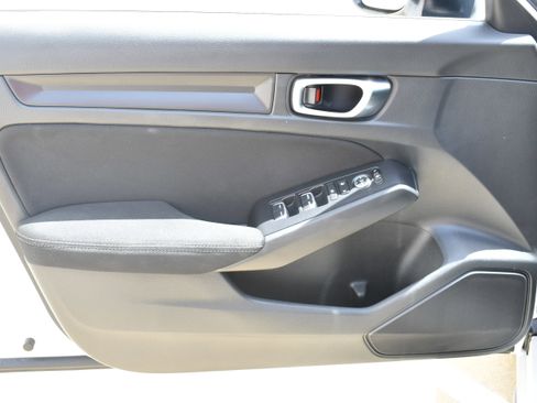 Used 2022 Honda Civic Sport image 11