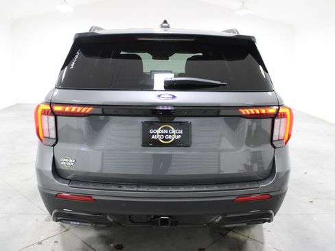 New 2026 Ford Explorer ST-Line w/ ST-Line Street Pack image 7