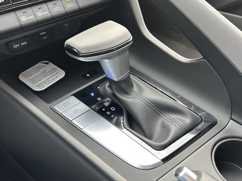 New 2026 Hyundai Elantra Sport FWD image 17