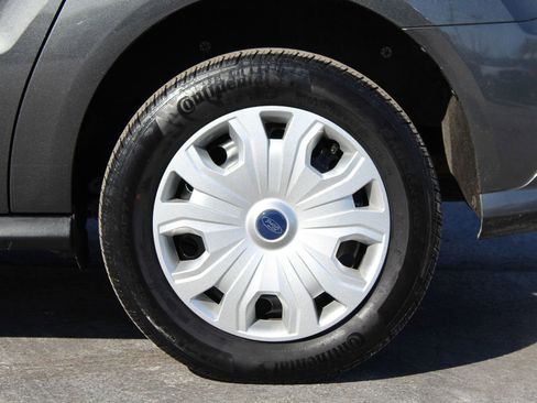 Used 2023 Ford Transit Connect XLT image 23