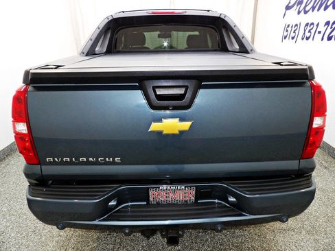 Used 2012 Chevrolet Avalanche LT image 5