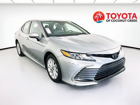 Certified 2024 Toyota Camry LE FWD image 1