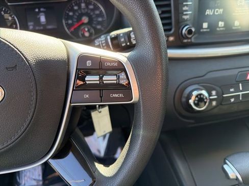 Used 2020 Kia Sorento FWD V6 image 14