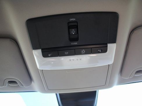 New 2025 Nissan Altima 2.5 SR w/ SR Premium Package image 16