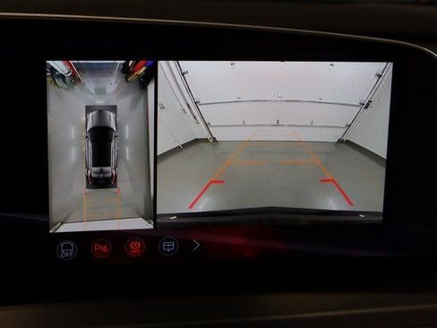 New 2026 Cadillac Lyriq V image 22