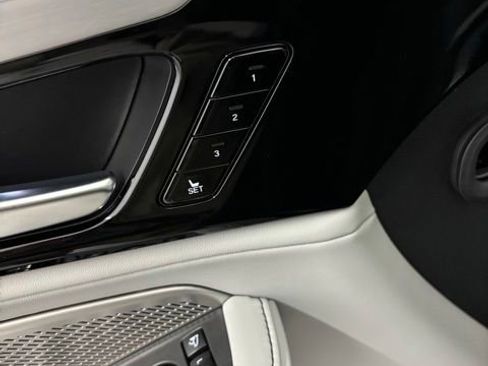 Certified 2023 Acura MDX FWD w/ Technology Package image 14