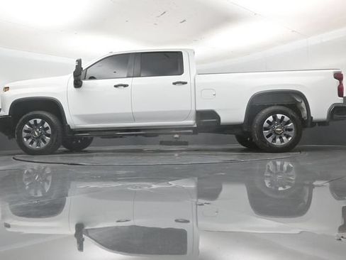 Used 2024 Chevrolet Silverado 2500 Custom w/ Custom Value Package AWD/4WD image 49