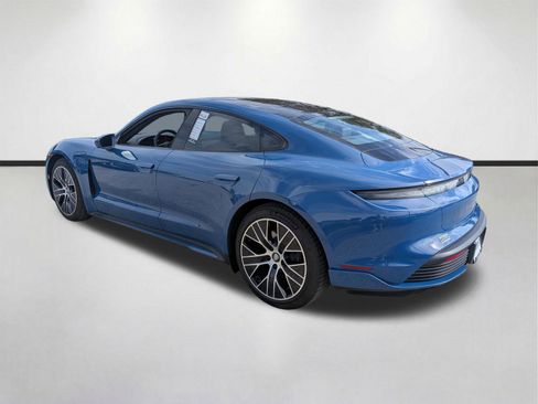 Used 2023 Porsche Taycan RWD image 6