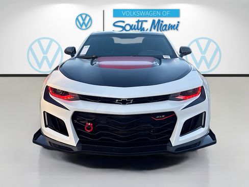 Used 2018 Chevrolet Camaro ZL1 image 2