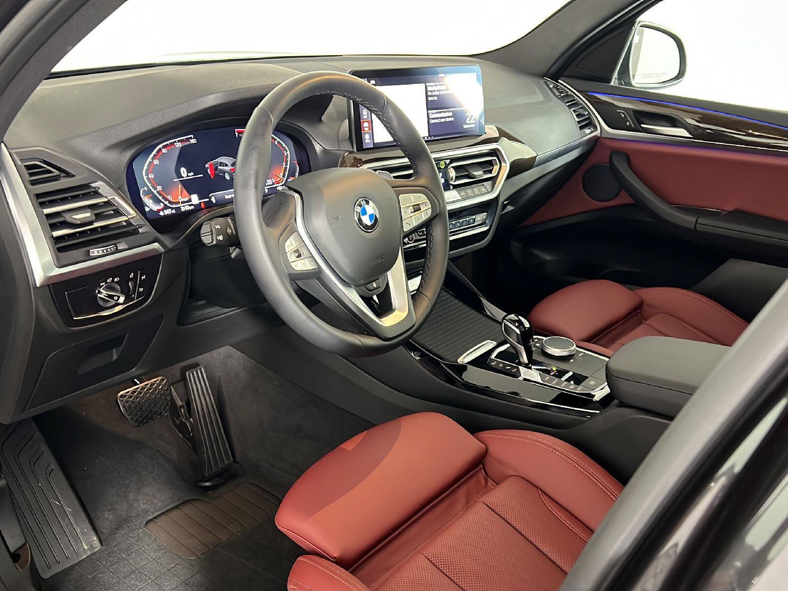 Used 2023 BMW X3 xDrive30i w/ Premium Package AWD/4WD image 2