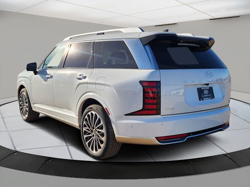 New 2026 Hyundai Palisade Calligraphy image 3