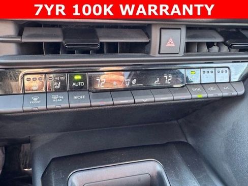 Certified 2025 Toyota Crown Signia AWD/4WD image 13