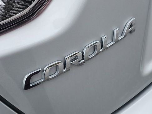 Certified 2026 Toyota Corolla LE image 9