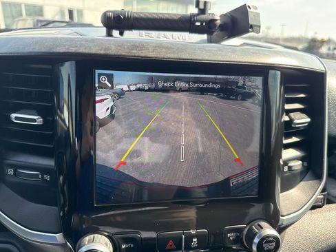 Used 2021 RAM 2500 Big Horn w/ Night Edition image 11