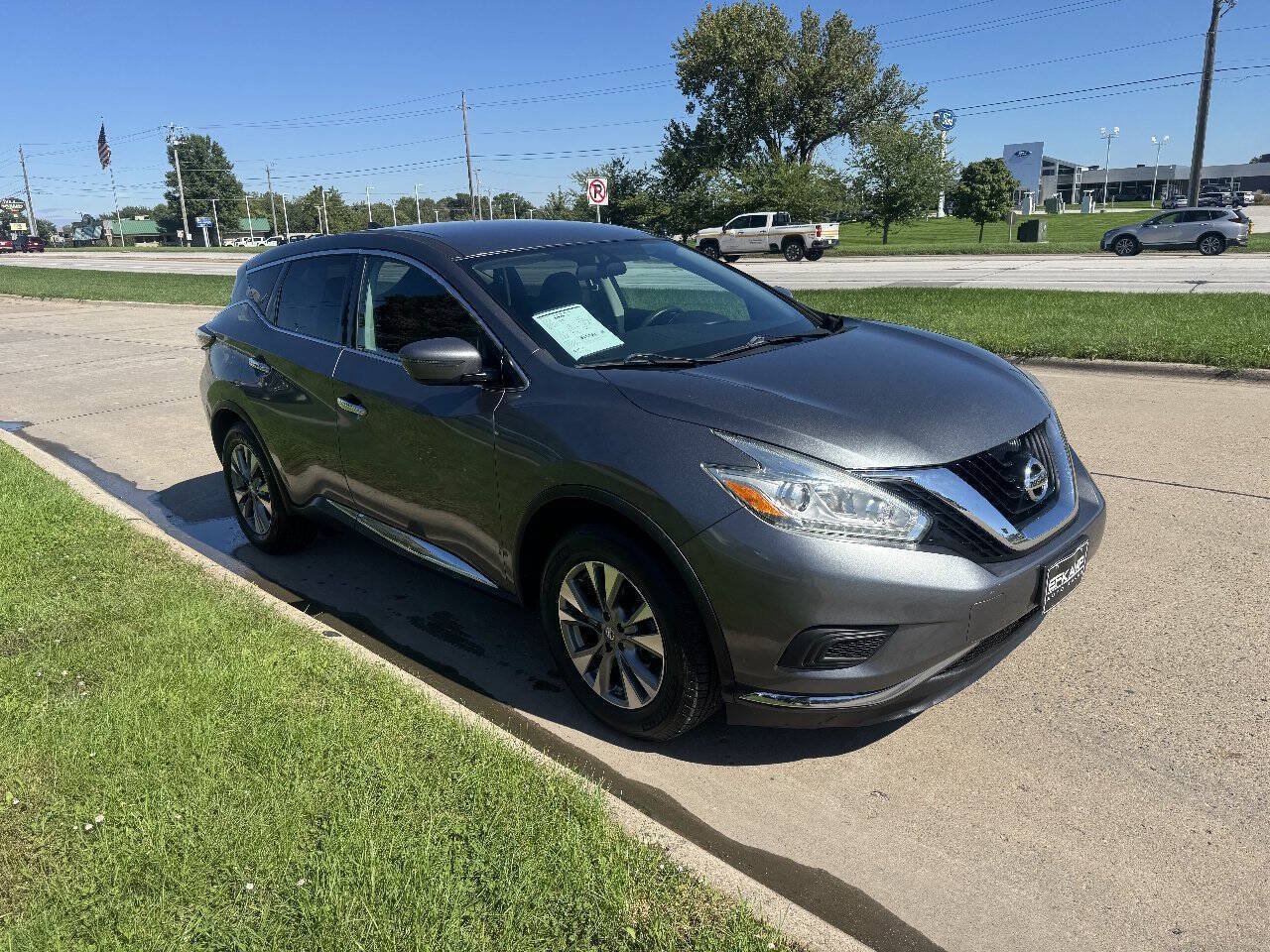 Used 2016 Nissan Murano S AWD/4WD image 7
