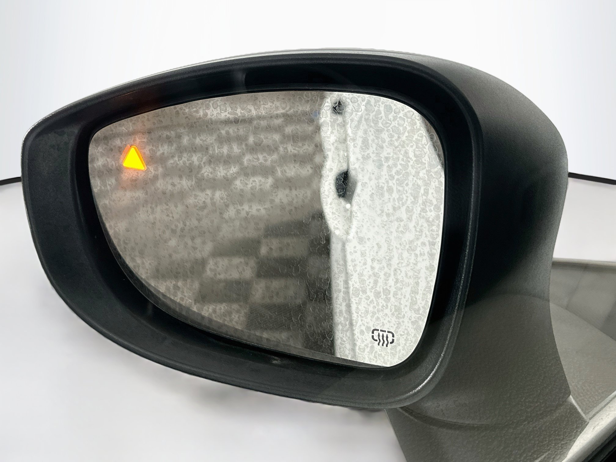 Used 2023 Chrysler Pacifica Touring-L FWD image 16