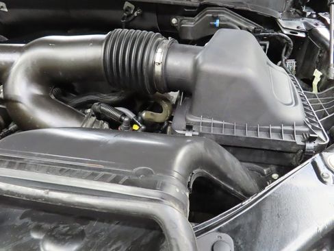 Used 2020 Ford F150 XLT w/ Equipment Group 302A Luxury AWD/4WD image 26
