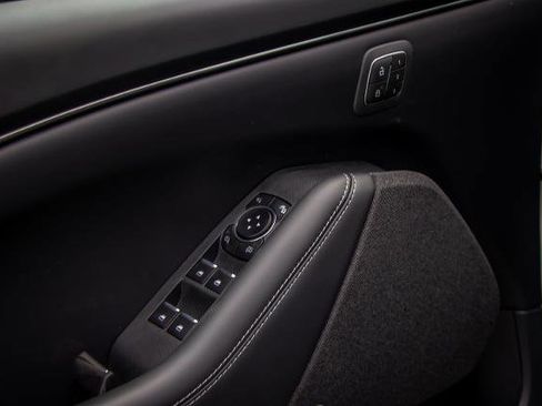 New 2025 Ford Mustang Mach-E Premium image 10