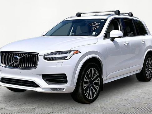 Used 2021 Volvo XC90 T5 Momentum w/ Advanced Package image 3
