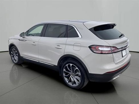 Used 2022 Lincoln Nautilus Reserve w/ Equipment Group 201A image 3