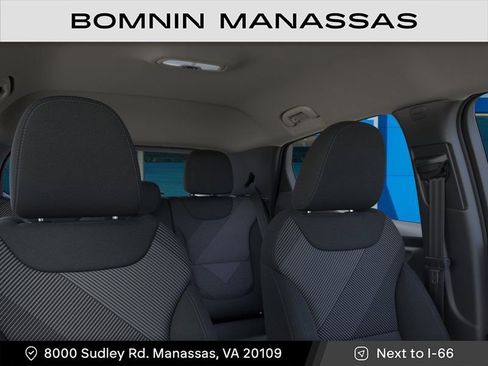 New 2027 Chevrolet Bolt LT w/ Comfort Package FWD image 24