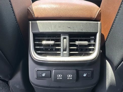 Used 2020 Subaru Outback Touring XT AWD/4WD image 17