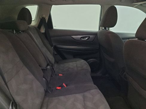 Used 2016 Nissan Rogue SV FWD image 19