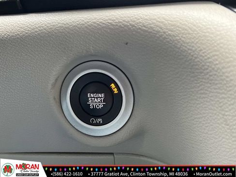 Used 2021 Chrysler Voyager LX image 25