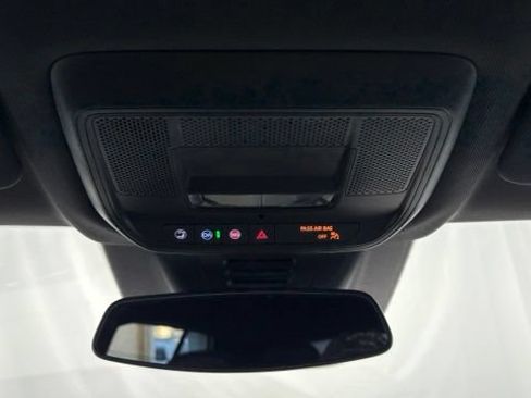 New 2025 Chevrolet Equinox EV LT FWD image 44