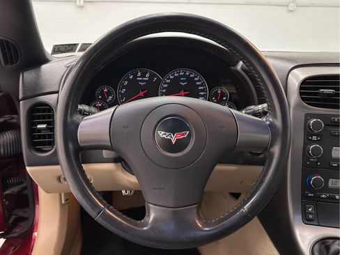 Used 2006 Chevrolet Corvette Coupe w/ Preferred Equipment Group image 18