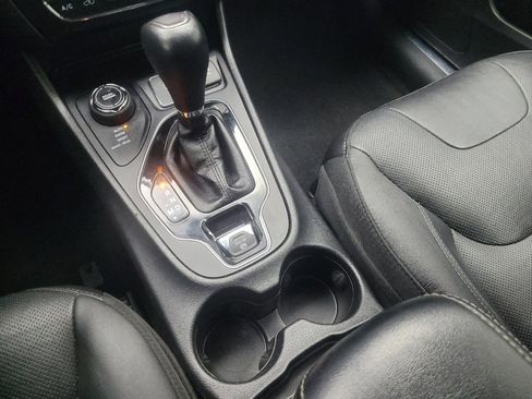 Used 2020 Jeep Cherokee Limited w/ Advanced Safety Group image 26