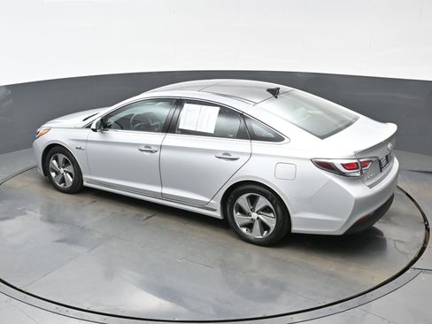 Used 2016 Hyundai Sonata Limited w/ Option Group 02 image 36