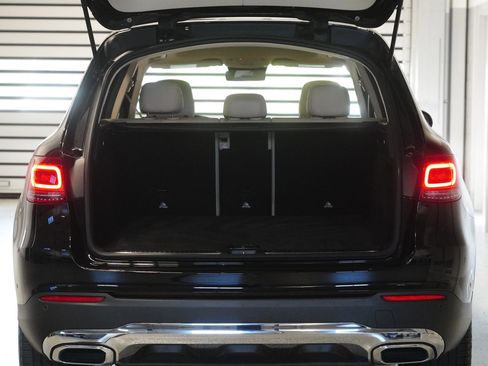 Certified 2022 Mercedes-Benz GLC 300 4MATIC image 30