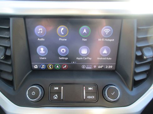 Used 2023 GMC Acadia SLE w/ Driver Convenience Package image 20