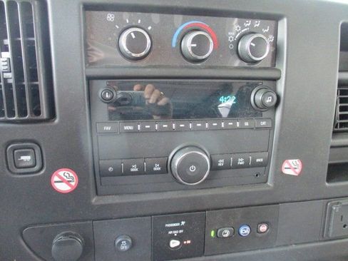 Used 2023 GMC Savana 2500 Work Van w/ Driver Convenience Package image 15