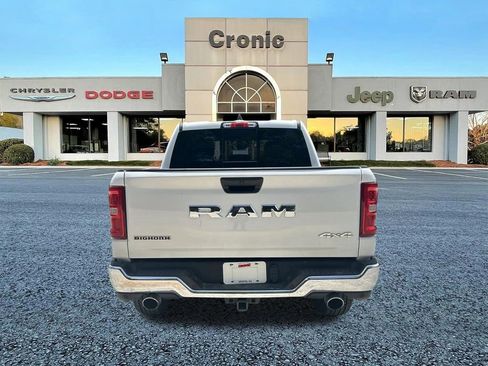 Used 2025 RAM 1500 Big Horn AWD/4WD image 4