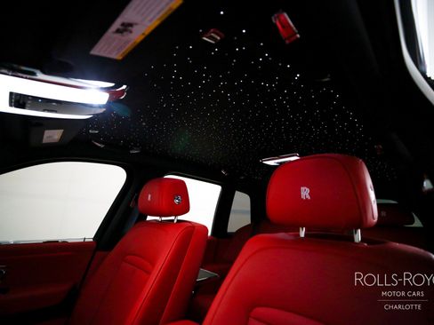 New 2026 Rolls-Royce Cullinan image 12